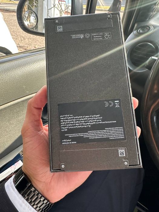 Galaxy S25 Ultra 12/256 gb New