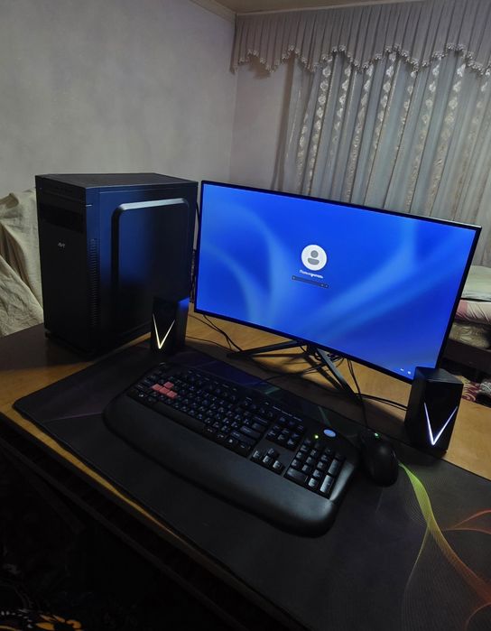 Igravoy kompyuter+Monitor 27 curved 180 hz sotiladi sostayanasi ideal