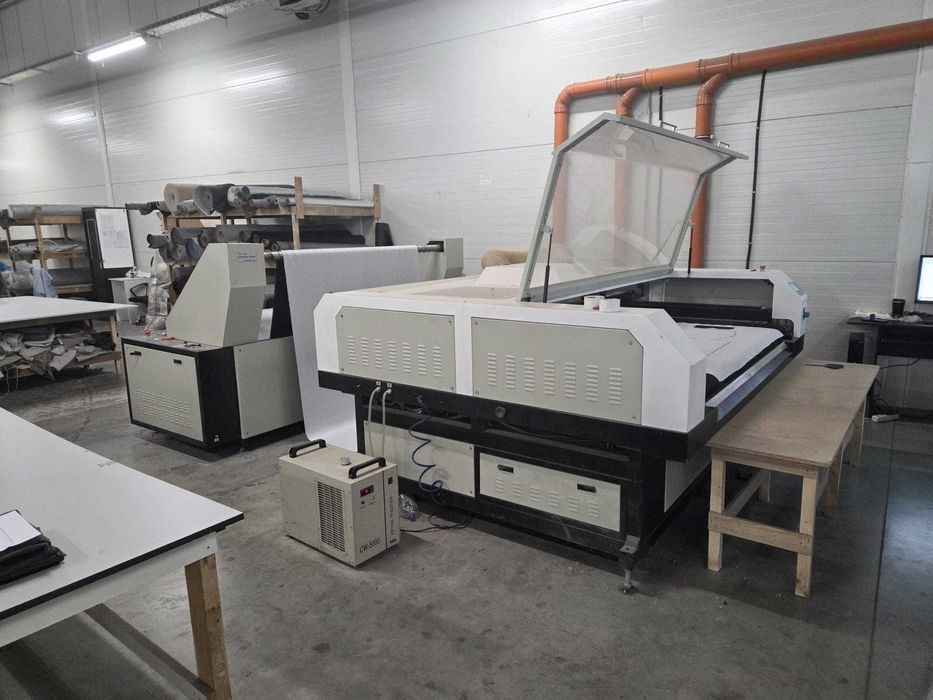 CNC laser cutter ,dimensiune de lucru  1900*2000