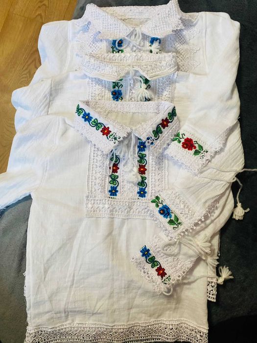 Costume tradiționale maramureșeane
