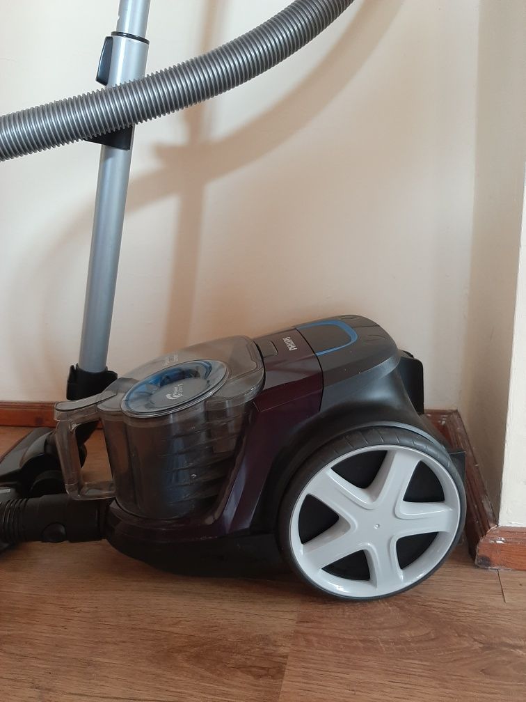 Прахосмукачка Philips FC9333