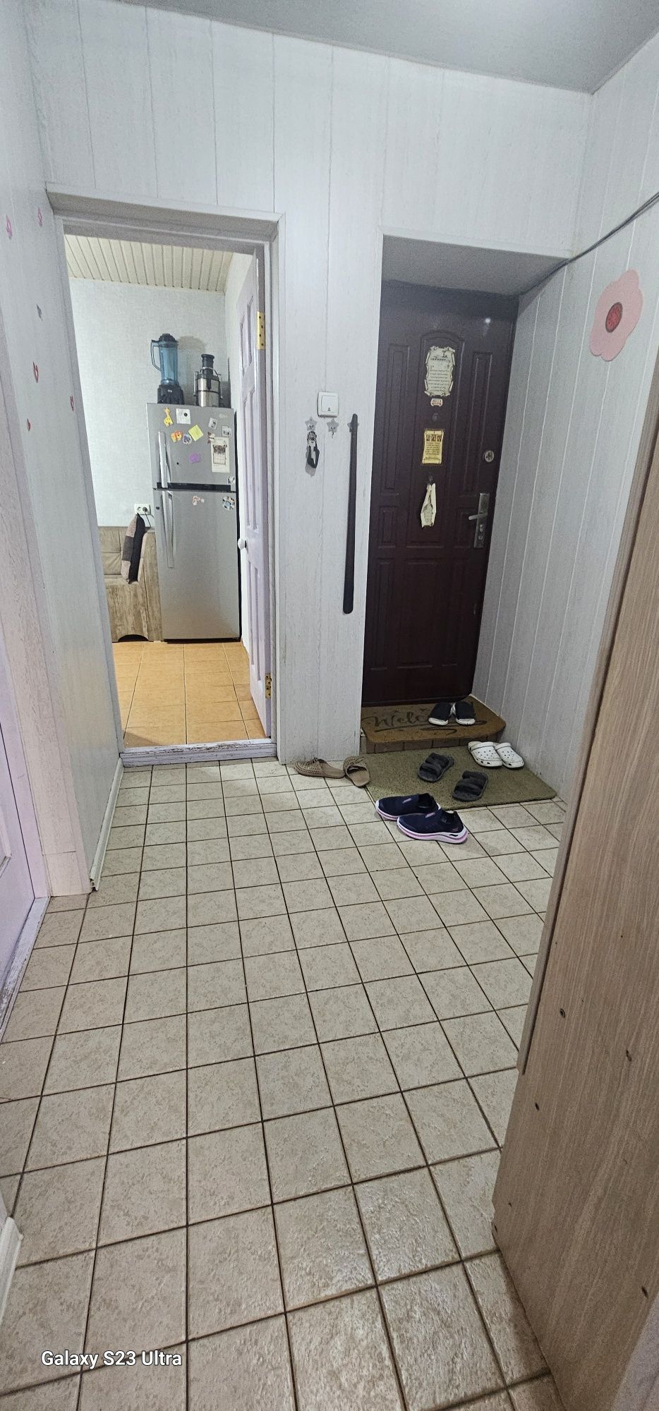Алмазарский район улица Шимолий  2ком+1ком/1/4  можно под офис
