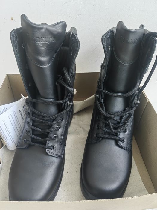 Нови Зимни боти полицейски