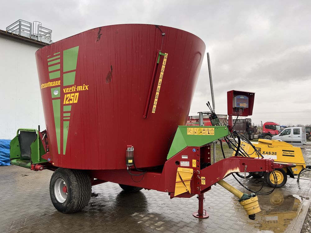 Remorca tehnologică/furajera Siloking/ Strautmann Verti-Mix 1250