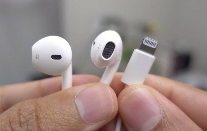 Apple EarPods с Lighting connector Оригинални Слушалки от Apple iPhone