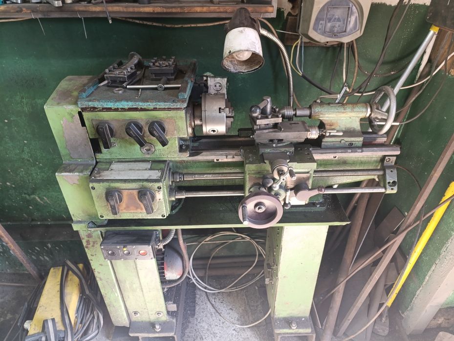 Токарныи станок ТВ 4
