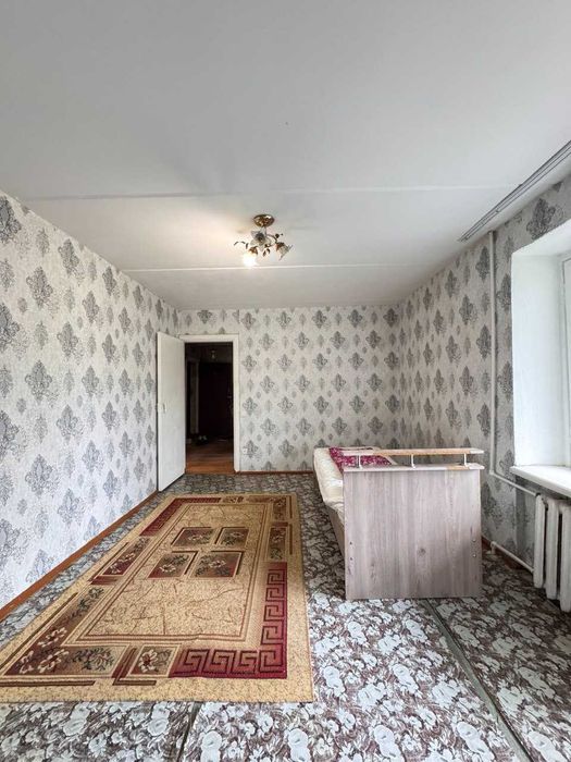 Продам 2 ком. улучшенной планировки, кухня 9 кв.м. 9,8 млн