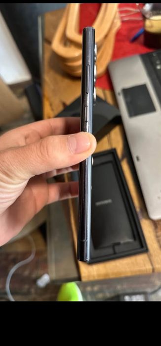 Vând Samsung S22 ultra