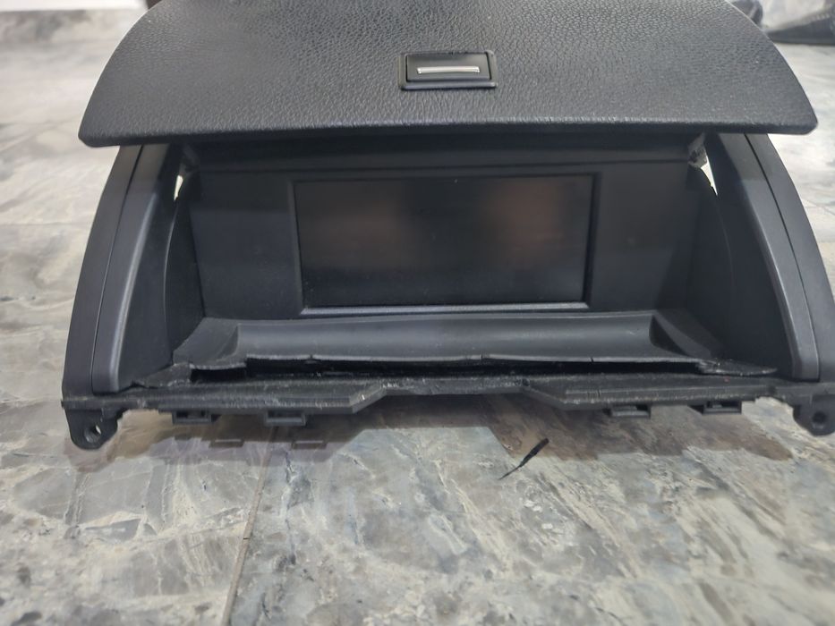 Останали части от мерцедес w204