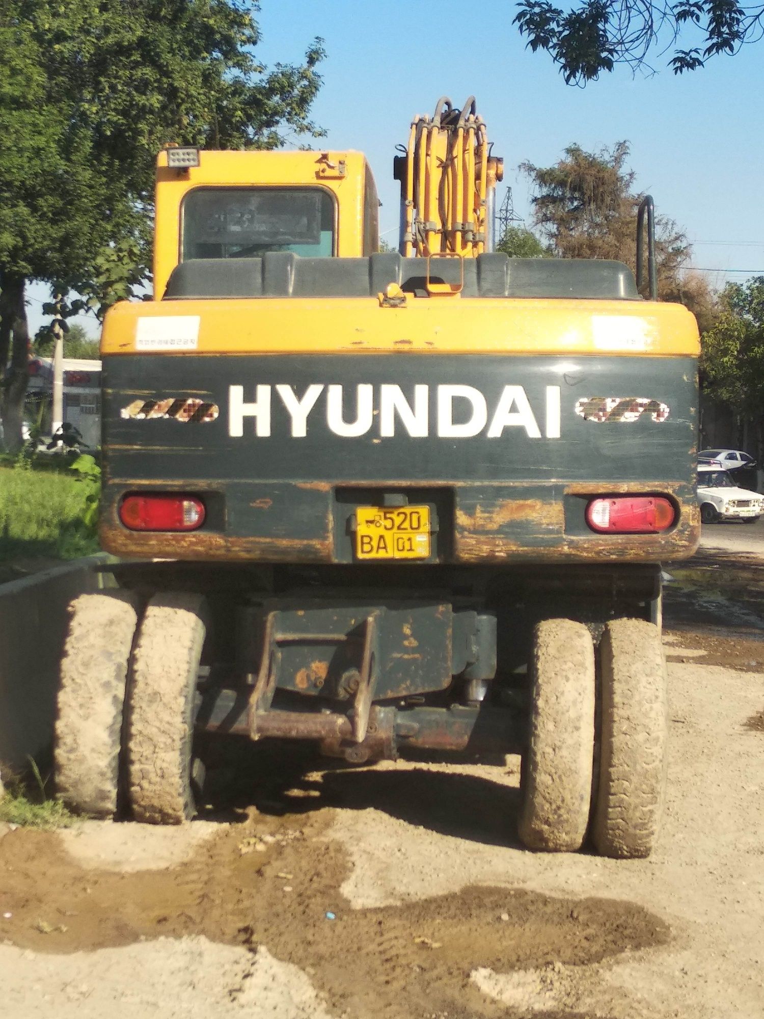 Hyundai robex 140w