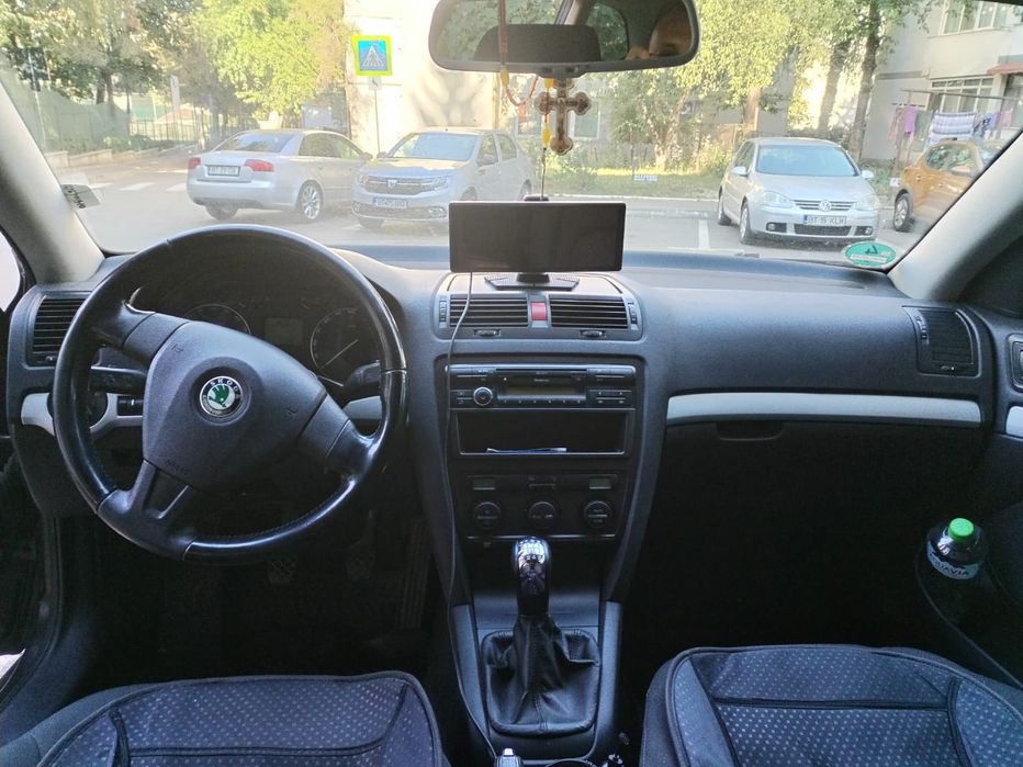 Skoda Octavia 2.0 tdi.    3500 € negociabil