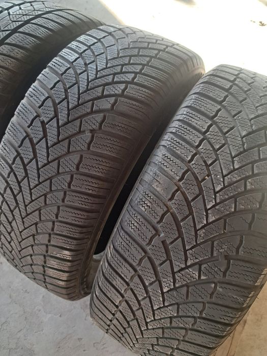 2 anvelope M+S 215 55 r18 Bridgestone