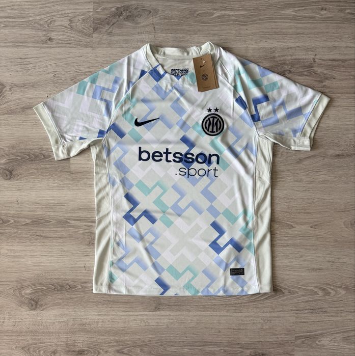 Интер / Найк , Inter / Nike