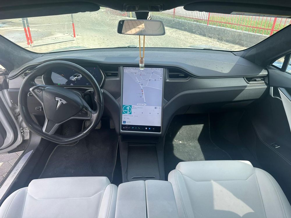 Tesla Model S 100D