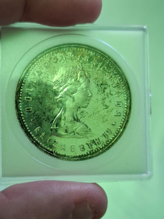 Канада 1 доллар.