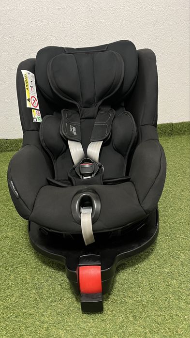 ДЕТСКО СТОЛЧЕ ЗА КОЛА Britax Römer Dualfix i-Size