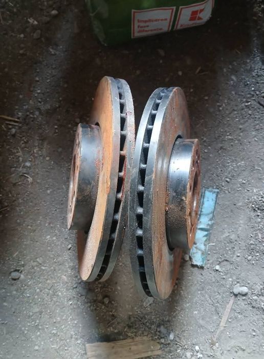 Vind piese de passat