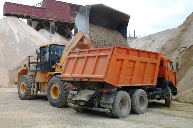 Песок Балласт Отсев Щебень с Доставкой перегной,навоз лучшего качества