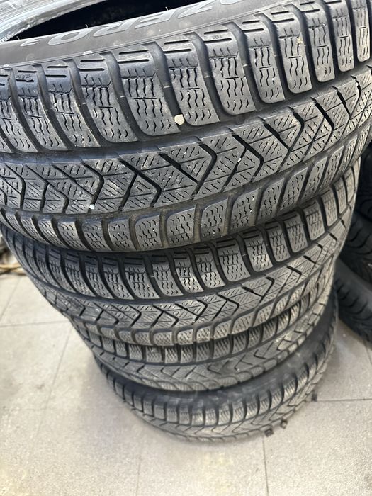 215 55 17 pirelli