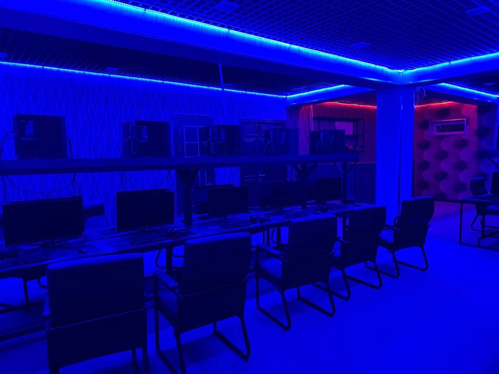 Продам срочно GameClub — компьютерный клуб на 30 пк.