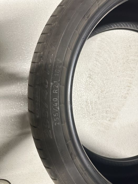 Летни Гуми Pirelli Scorpion 255/40 R21– почти нови, само на 3 000 км!