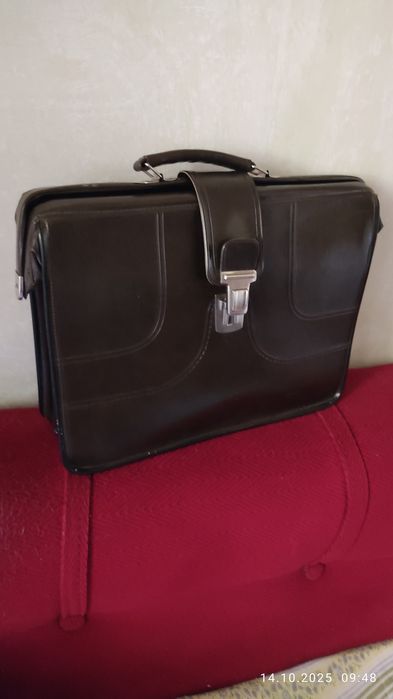 Портфель  мужской