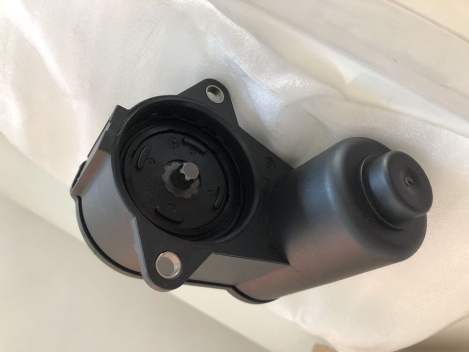 Motoras frâna de mâna Passat 2005-2009