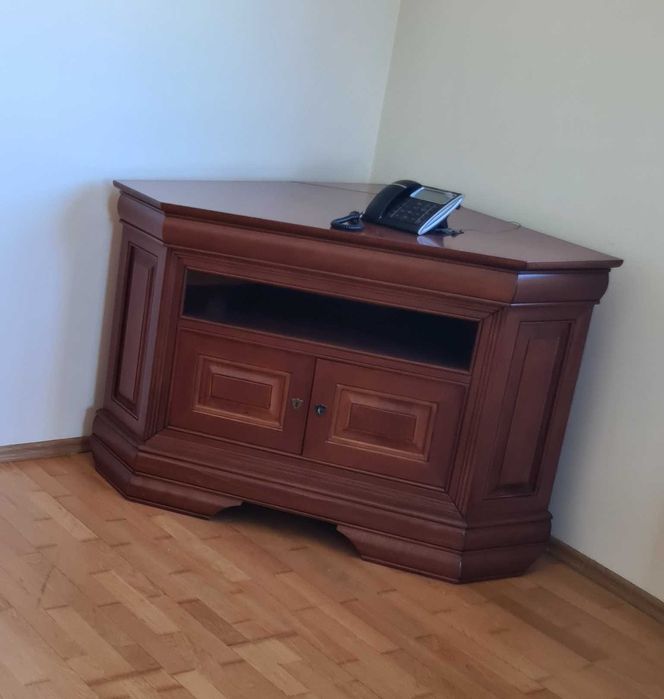 Comoda colt, Coltar TV Louis Phillipe/Mobexpert fara zgarieturI frumos