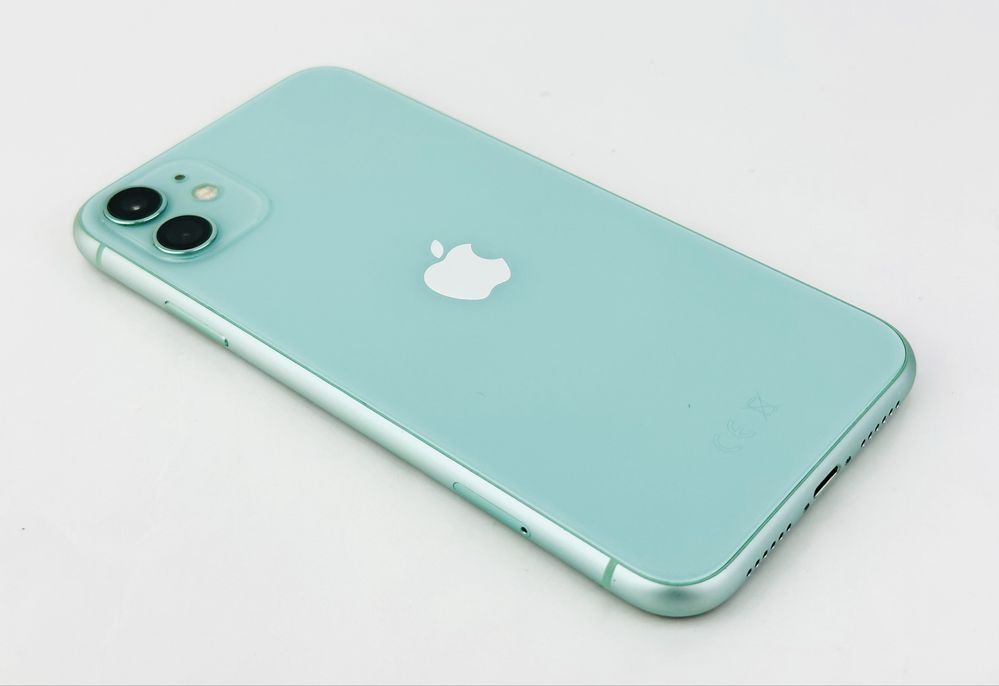 Apple iPhone 11 64GB Green Отличен! Гаранция!