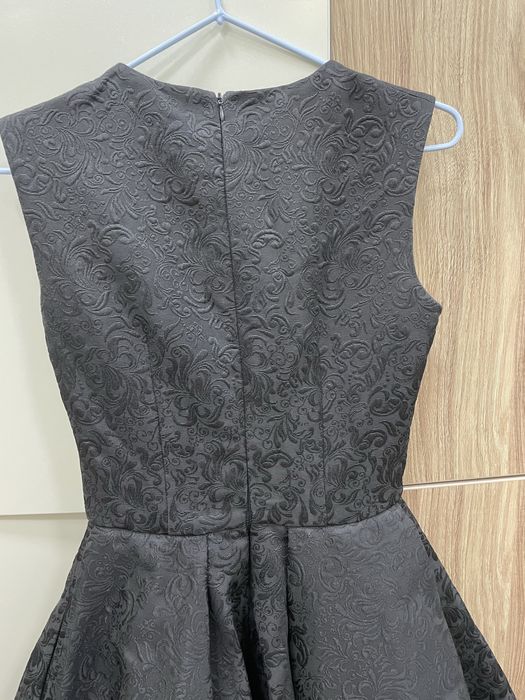 Черное платье  вечернее  б/у