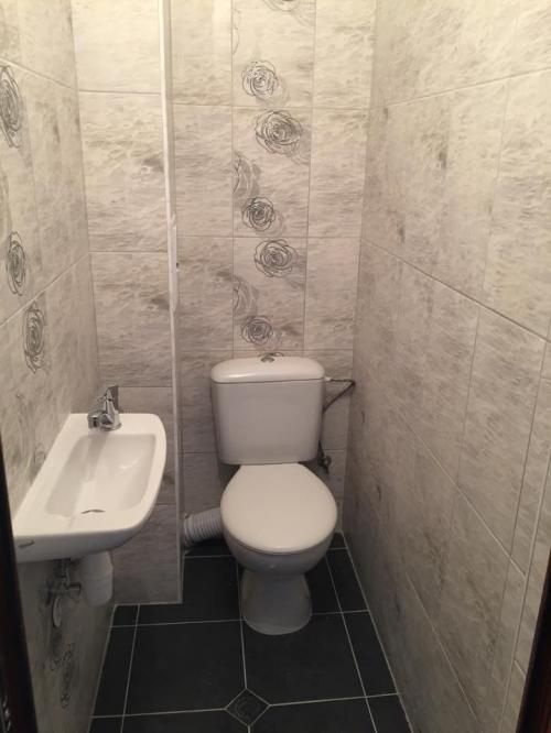 Дава се под наем Четиристаен апартамент в София, Изток - 118 кв.м за 650 € - Снимка #10