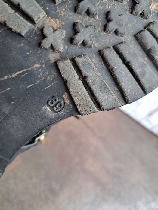 дамски ботуши,зимни обувки,боти на платформа,кубинки,Musette номер39