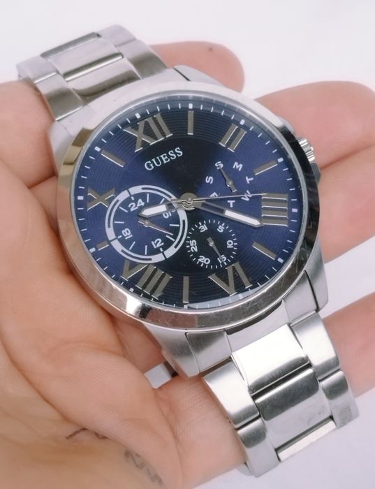 Ceas bărbătesc Guess Orbit W1184G4, cu quartz, data, oțel inoxidabil.