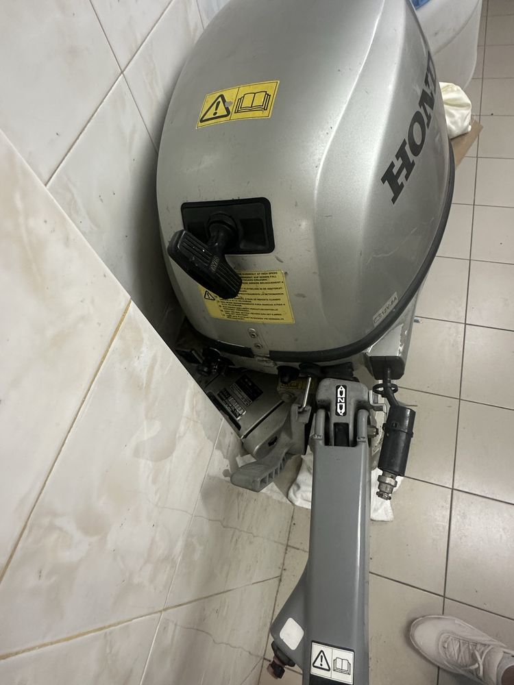 Извънбордов двигател HONDA BF10