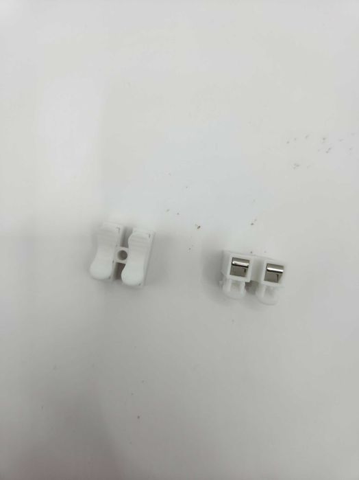 Клеммные зажимы с пружинным механизмом, безопасное соединение проводов