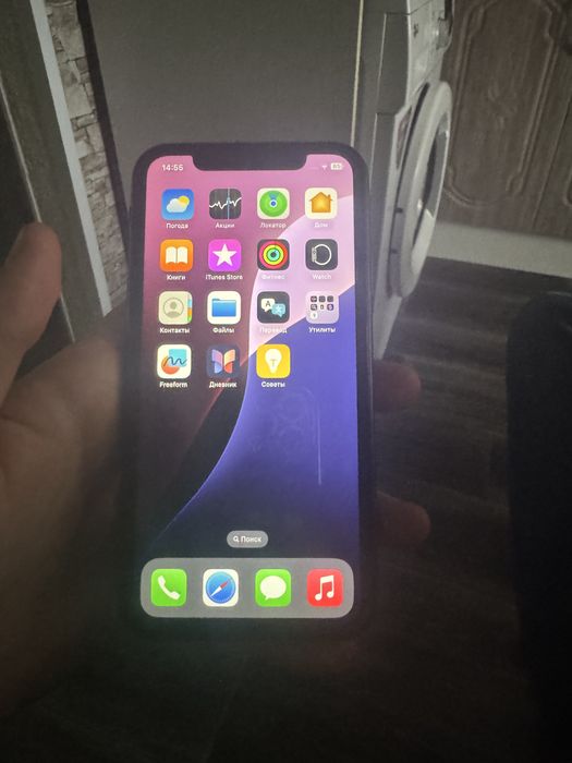 Айфон 11 в хорошем состояние