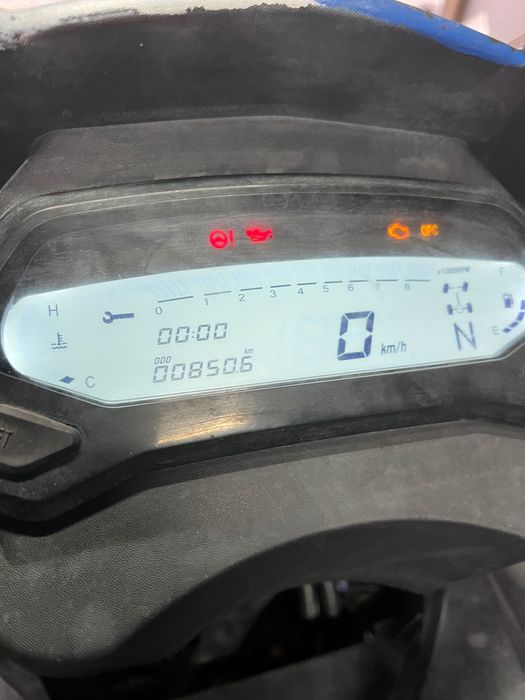 Vând/schimb ATV cu trailer pongratz