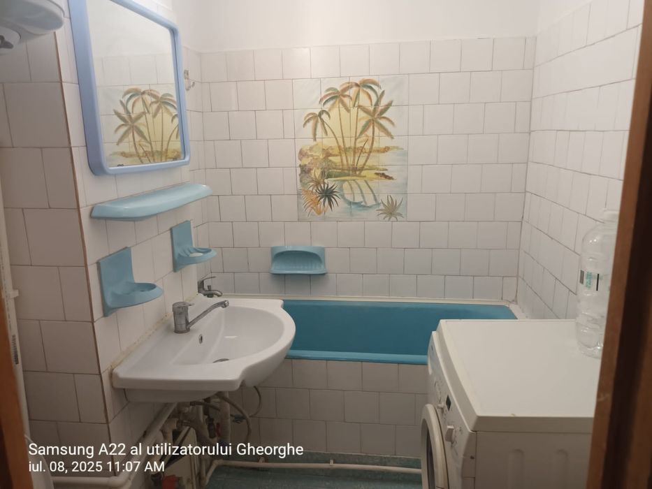 Obor - Doamna Ghica aproape de rond 3 camere de vanzare sau inchiriat