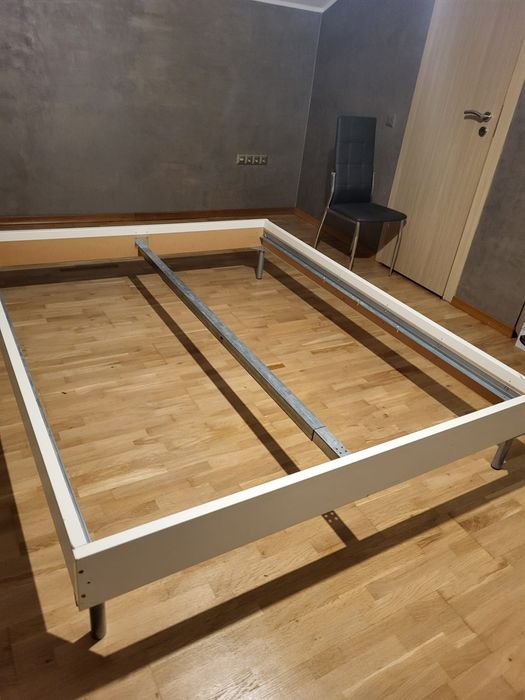 Vand 2 paturi dormitor lemn, 160/200 si 180/200