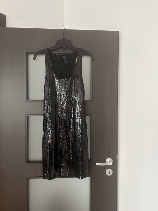 Rochie neagra cu paiete S-M