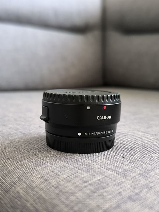 Adaptor Canon EF-EOS M, original impecabil