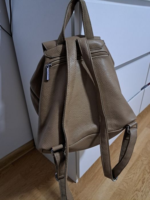 Rucsac dama foarte încăpător