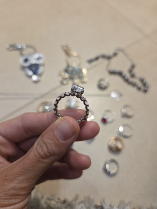 Бижута по 3 лв пръстени гердани