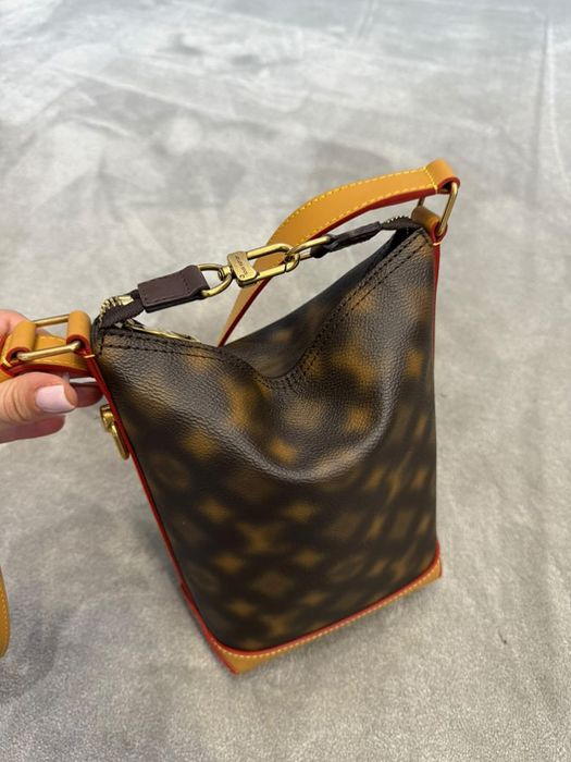 Geanta louis vuitton