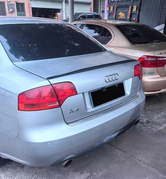 Eleron Portbagaj Lip Codita pentru Audi A4 B6 B7 2002-09, Negru Lucios