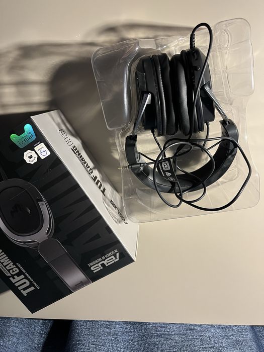 **Negociabil** Casti Gaming Asus TUF H3