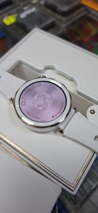 Смарт часовник Huawei WATCH GT 5 PRO бял 42mm