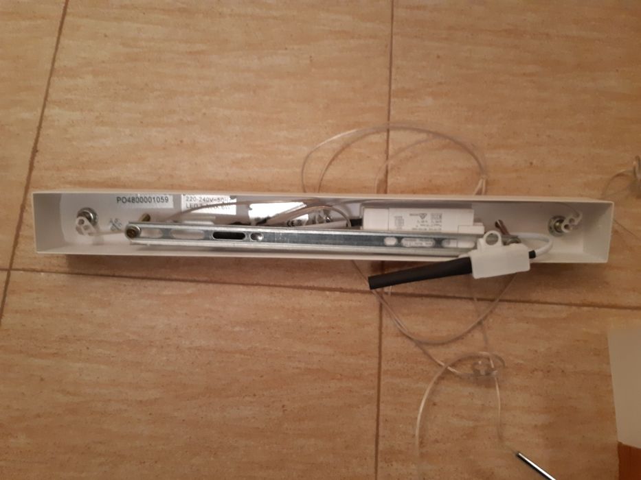 Pendul Led cu trei brate reglabile