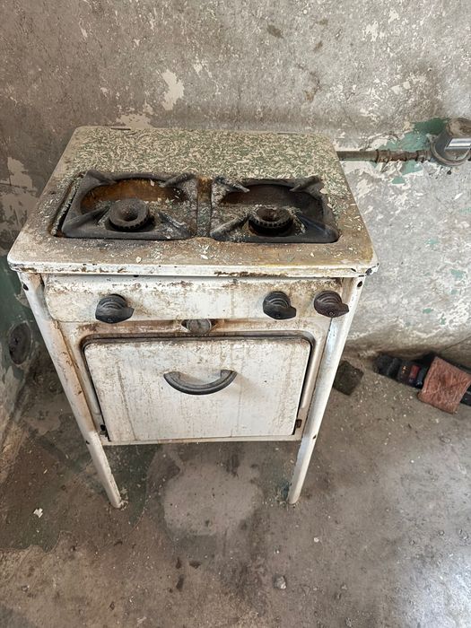 Продам газ плиту состояние хорошие