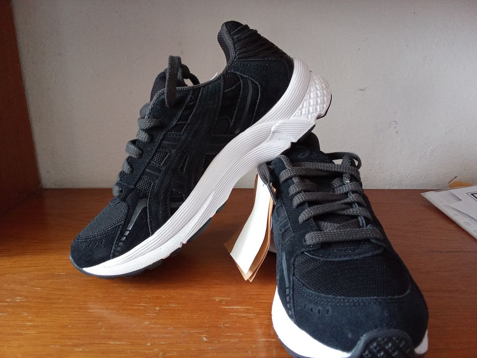 Asics gel,чисто нови , размер 40